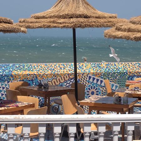 Salut Maroc! Hotel Есувейра Екстериор снимка