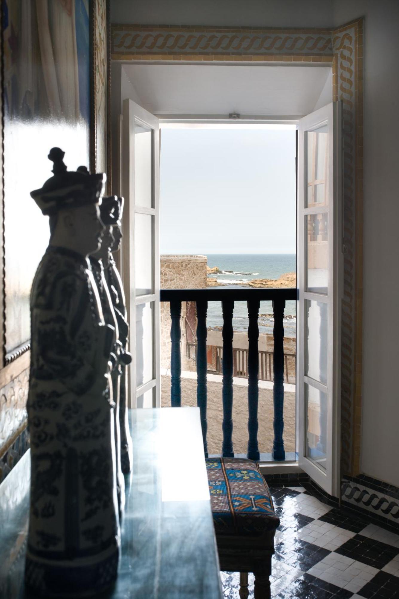 Salut Maroc! Hotel Есувейра Екстериор снимка